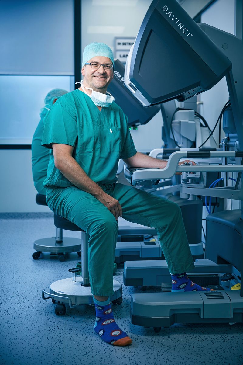 Dr. Michael Leitz, F.E.B.S., MHBA
